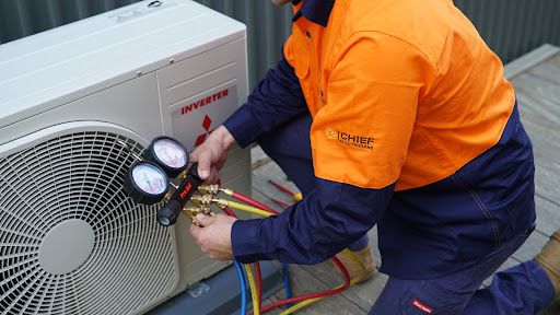 Chief Electricians - Solar Energy